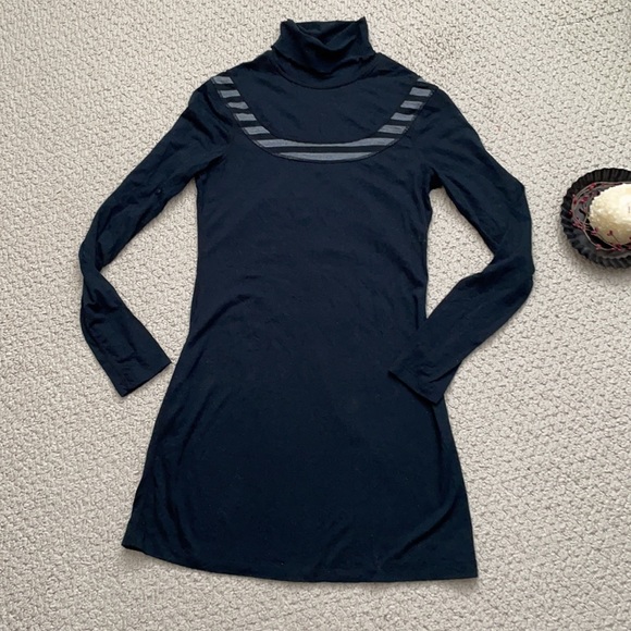 Lululemon Ananda Dress Merino Wool Rare - Picture 2 of 16